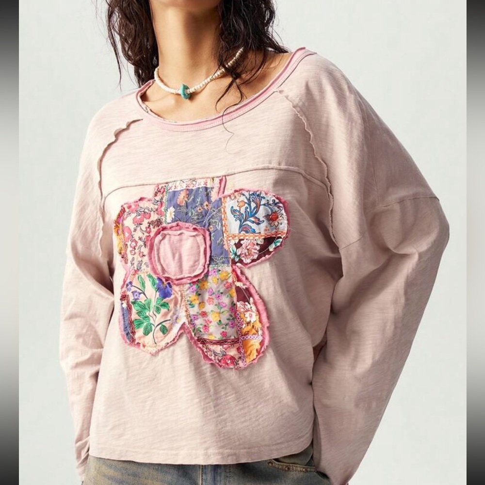 Floral patchwork top tee long sleeve light blush rose pink distressed wide NWT - Picture 2 of 5